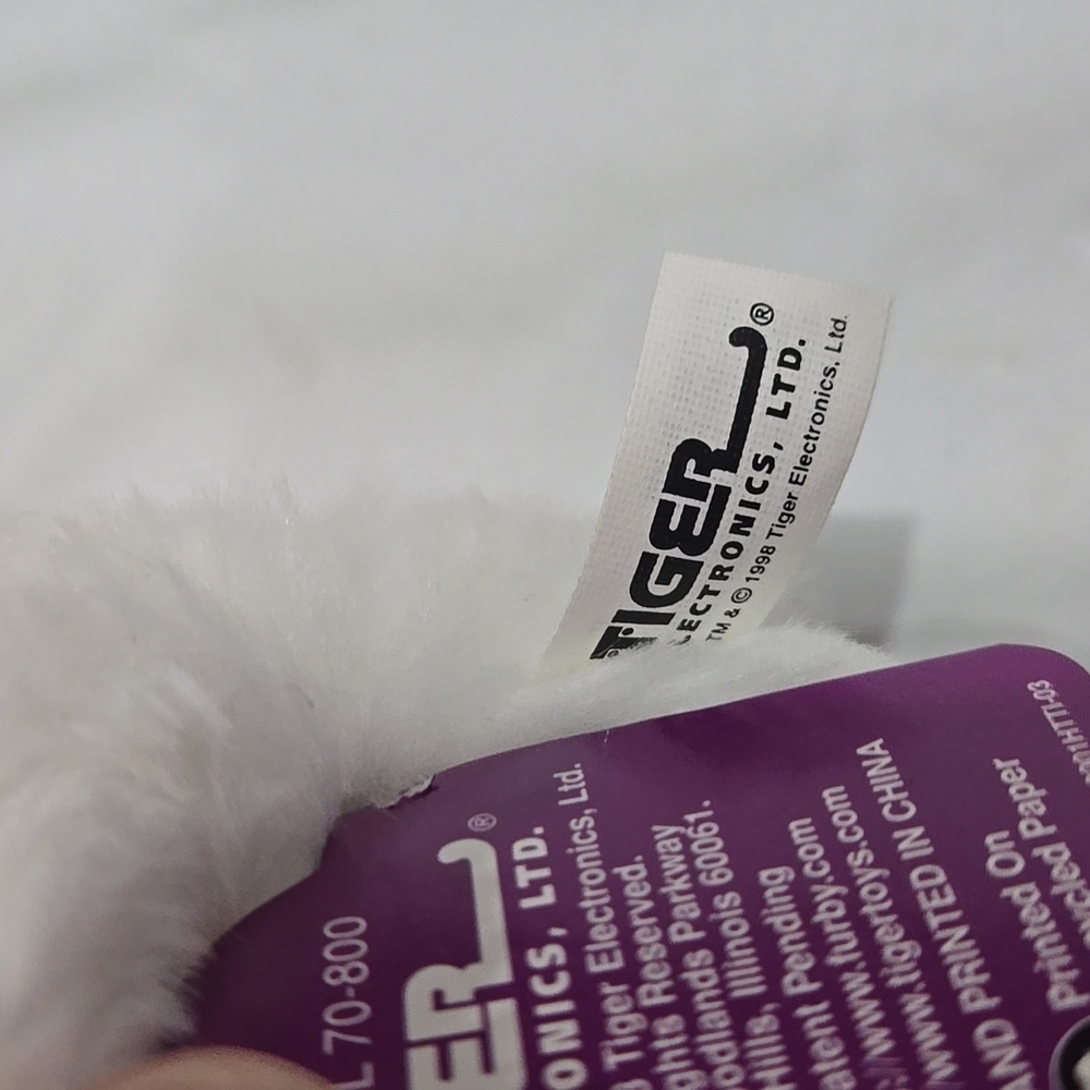 Vintage White Furby Grey eyes 1998 with Tags - Picture 7 of 10